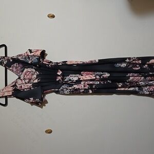 B34 Eyeshadow Floral Blk Wideleg Jumpsuit Sz M Cold Shoulder Pockets Tie Waist